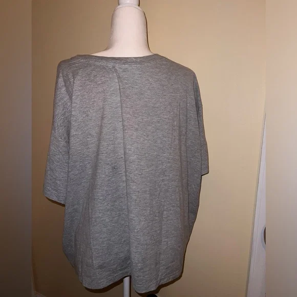 Champion Tee - Picture 3 of 4